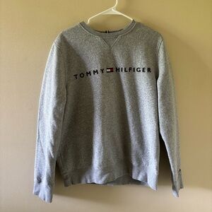 Grey Tommy Hilfiger Sweatshirt